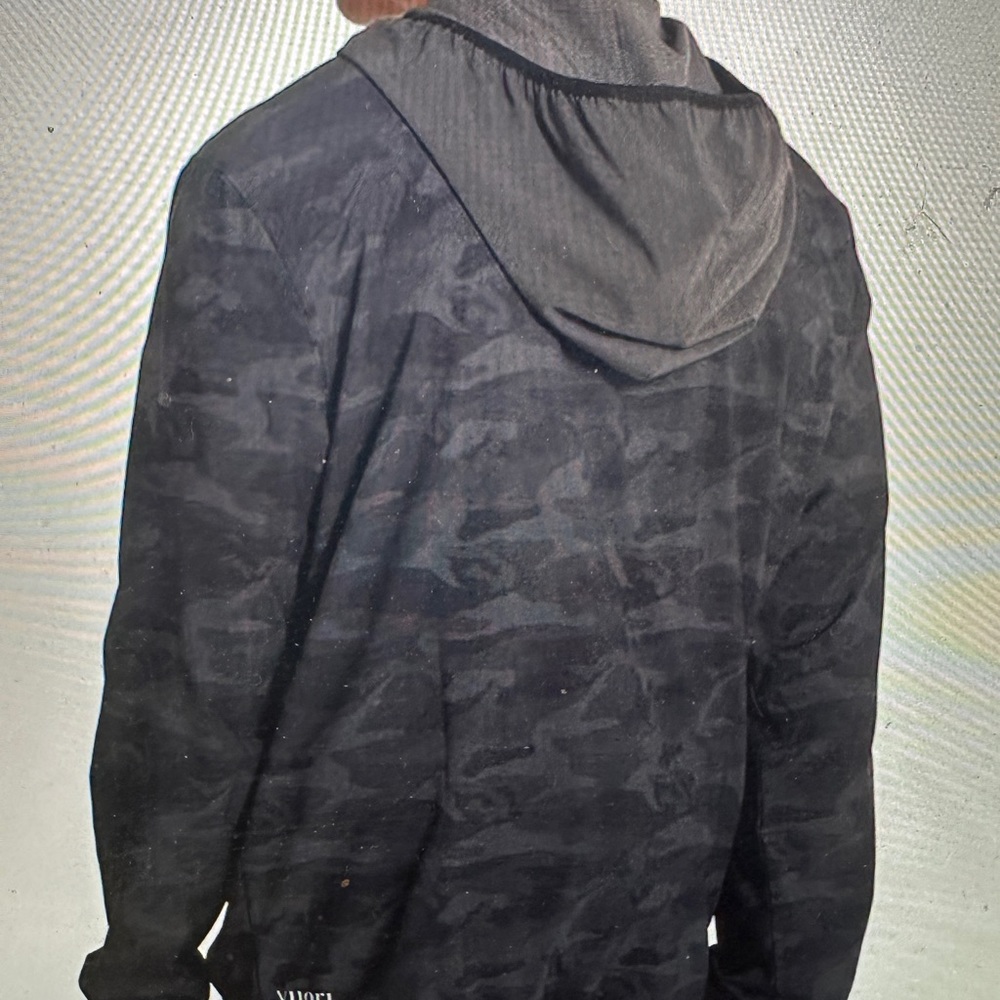 Vuori outdoor trainer shell